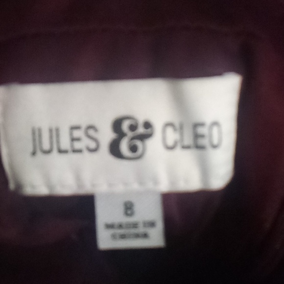 Formal dress - Picture 4 of 5